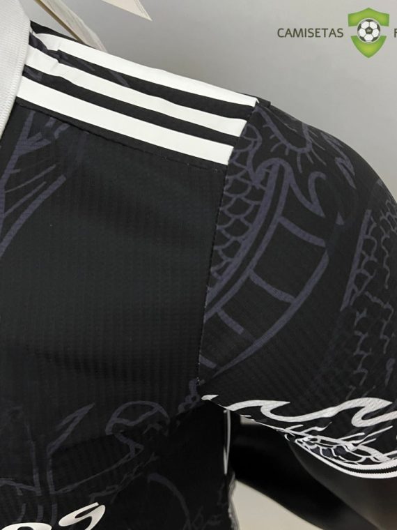 Camiseta Real Madrid 22-23, Edicion Especial Drag??n Negro (Player Version)